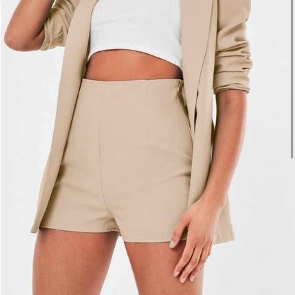 Missguided Tan Beige Shorts